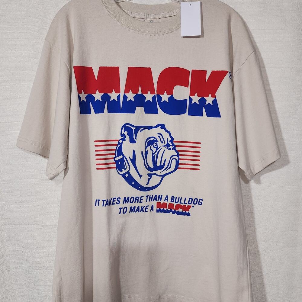 Mack Truck graphic shirt men Medium shirt